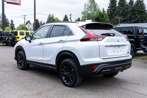 White Diamond 2024 Mitsubishi Eclipse Cross Black Edition S-AWC