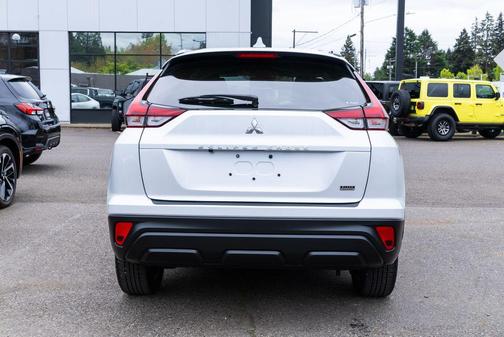 White Diamond 2024 Mitsubishi Eclipse Cross Black Edition S-AWC