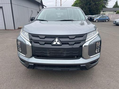 Mercury Gray Metallic 2022 Mitsubishi Outlander Sport 2.0 LE