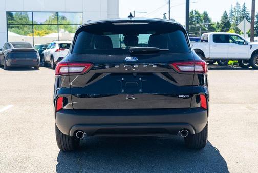 Agate Black Metallic 2025 Ford Escape ST-Line Select