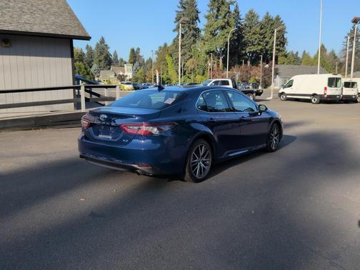 2024 Toyota Camry XLE