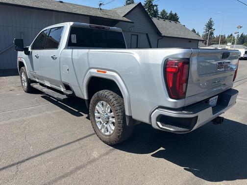 2023 GMC Sierra 3500 Denali