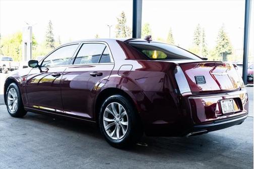 2015 Chrysler 300 Limited