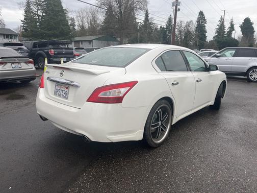 2011 Nissan Maxima SV