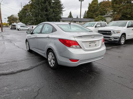 2014 Hyundai Accent GLS