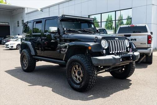 2017 Jeep Wrangler Unlimited Sahara