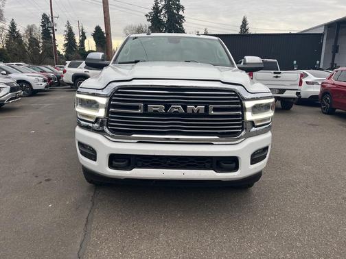 2022 RAM 2500 Laramie Crew Cab 4x4 6'4' Box