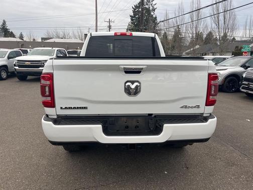2022 RAM 2500 Laramie Crew Cab 4x4 6'4' Box