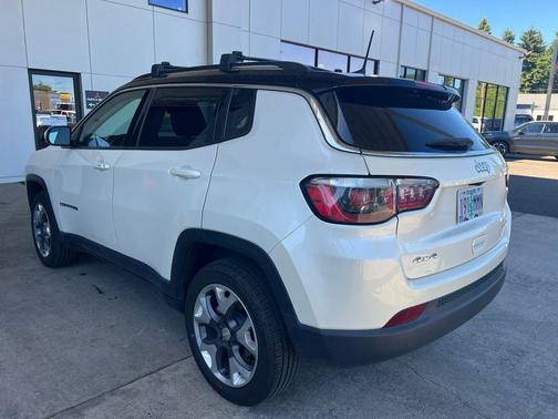 Pearl White Tri-Coat 2017 Jeep New Compass Limited