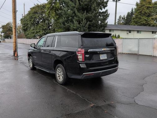 2021 Chevrolet Suburban LT