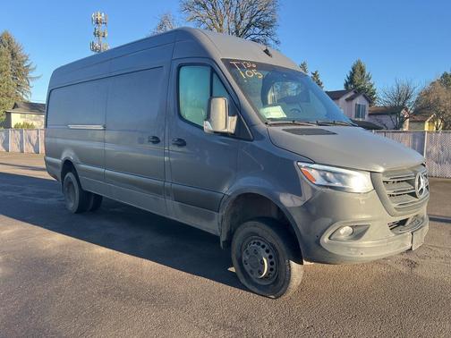 2023 Mercedes-Benz Sprinter 3500XD Crew 170 in. WB