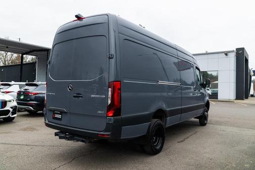 2023 Mercedes-Benz Sprinter 3500XD Crew 170 in. WB