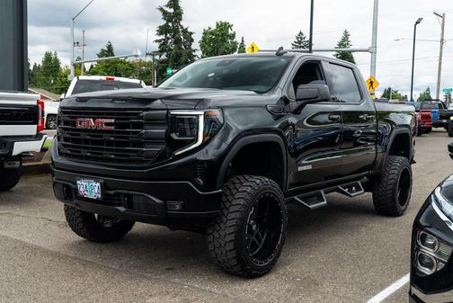 Onyx Black 2023 GMC Sierra 1500 Elevation