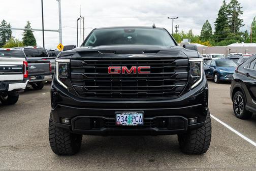 Onyx Black 2023 GMC Sierra 1500 Elevation