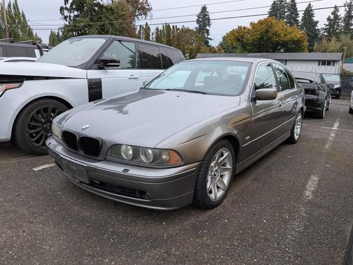 2002 BMW 525 525i