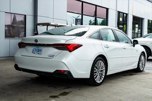 2020 Toyota Avalon Hybrid Limited