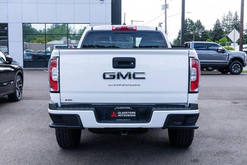 Summit White 2022 GMC Canyon Elevation