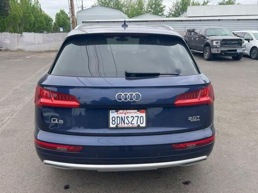 Blue Metallic 2018 Audi Q5 2.0T Tech Premium