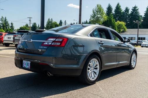 2018 Ford Taurus Limited