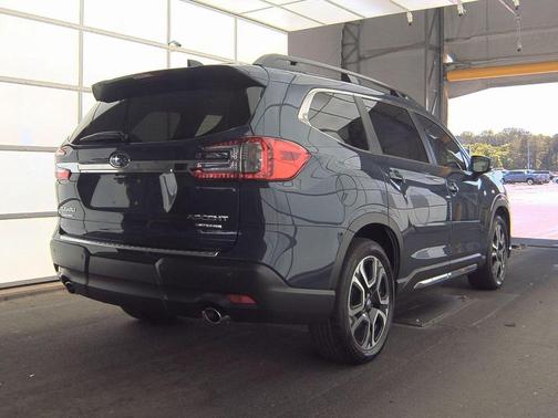 2024 Subaru Ascent Limited 8-Passenger