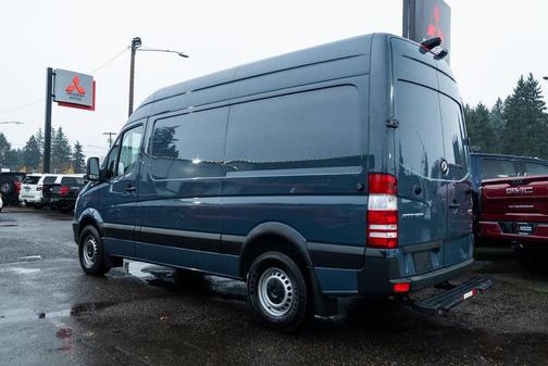 2018 Mercedes-Benz Sprinter 2500 Standard Roof