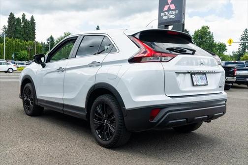 2022 Mitsubishi Eclipse Cross LE