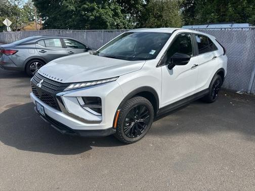 2022 Mitsubishi Eclipse Cross LE