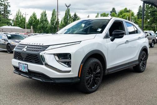 2022 Mitsubishi Eclipse Cross LE