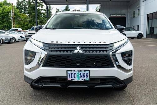 2022 Mitsubishi Eclipse Cross LE