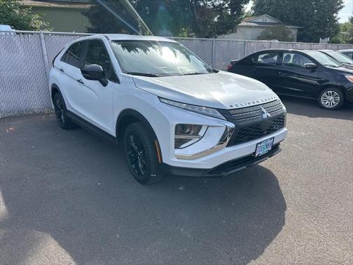 2022 Mitsubishi Eclipse Cross LE