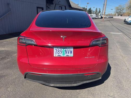 Red Multi-Coat 2022 Tesla Model Y Long Range Dual Motor All-Wheel Drive
