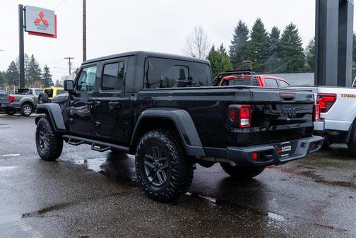 2024 Jeep Gladiator Sport S