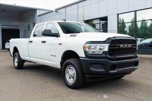 2020 RAM 2500 Tradesman Crew Cab 4X4 8' Box