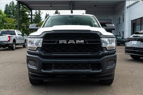2020 RAM 2500 Tradesman Crew Cab 4X4 8' Box