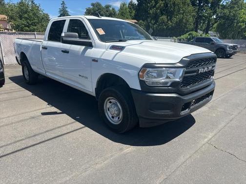 2020 RAM 2500 Tradesman Crew Cab 4X4 8' Box