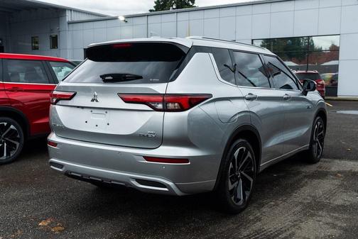 2023 Mitsubishi Outlander PHEV SEL