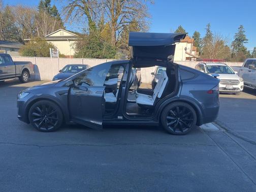 2020 Tesla Model X Long Range Dual Motor All-Wheel Drive