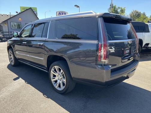 Photo 5 of 25 of 2016 Cadillac Escalade ESV Premium