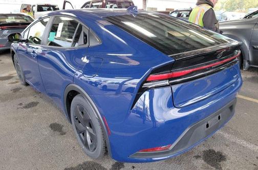 2023 Toyota Prius LE