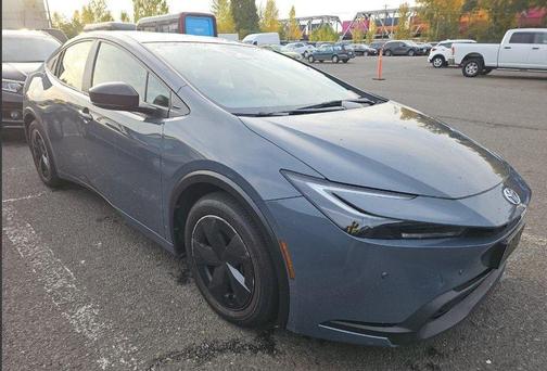 2023 Toyota Prius LE