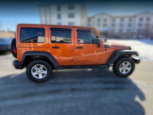 2011 Jeep Wrangler Unlimited Sahara