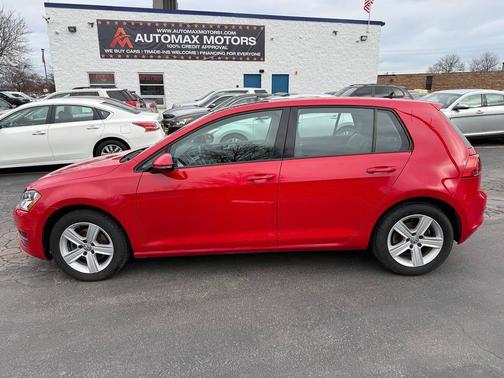 2017 Volkswagen Golf TSI Wolfsburg Edition 4-Door