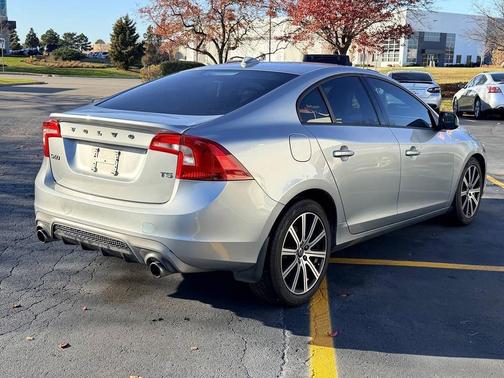 2017 Volvo S60 T5 Dynamic