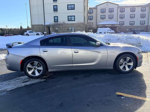 2015 Dodge Charger SXT
