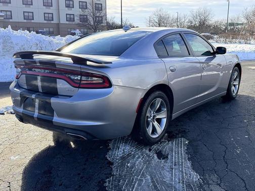 2015 Dodge Charger SXT