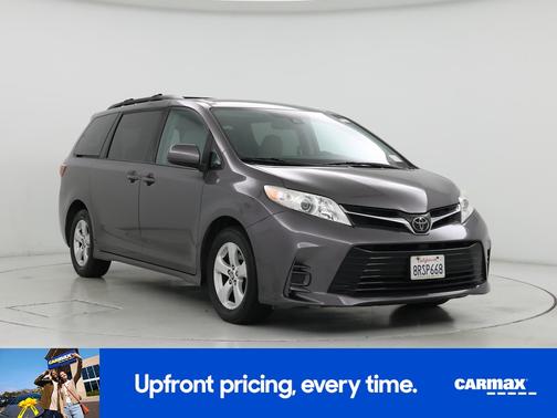 2020 Toyota Sienna LE
