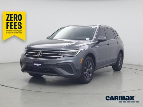 Gray 2023 Volkswagen Tiguan SE