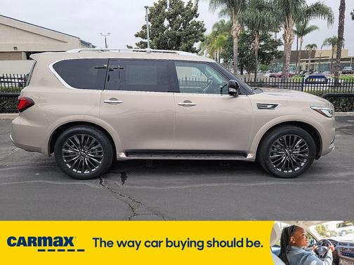 2024 INFINITI QX80 Premium Select