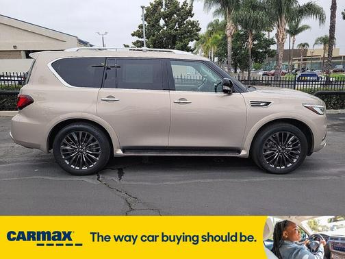 2024 INFINITI QX80 Premium Select