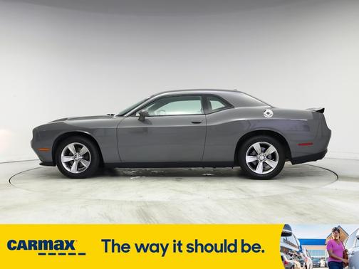 2017 Dodge Challenger SXT